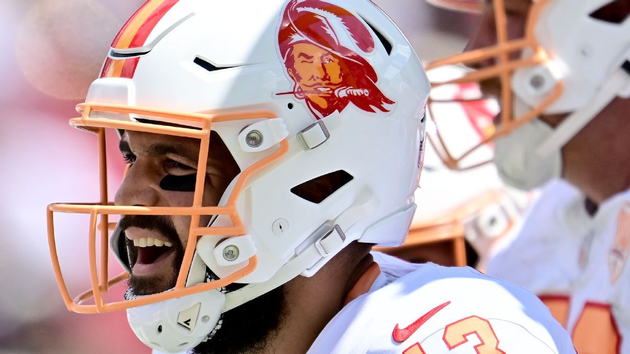 Source — Buccaneers’ Mike Evans to undergo MRI on hamstring