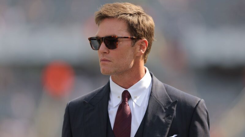 Tom Brady defends ethics against distrust over Raiders, Fox roles