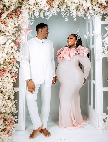 Gospel Singer Victor Thompson, wife expecting first child after 5 years of marriage