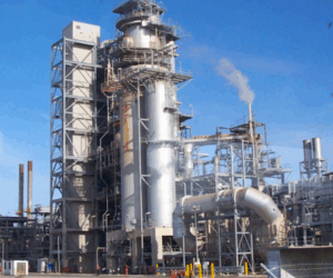 Dangote Refinery announces resumption of petrol sales in Naira