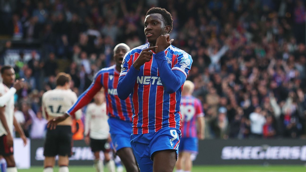 New Premier League record set with eight injury-time goals