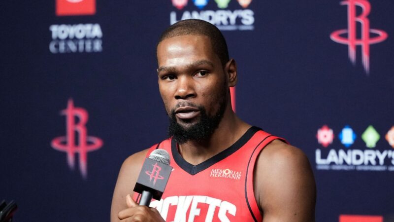Kevin Durant envisions signing extension to stay with Rockets