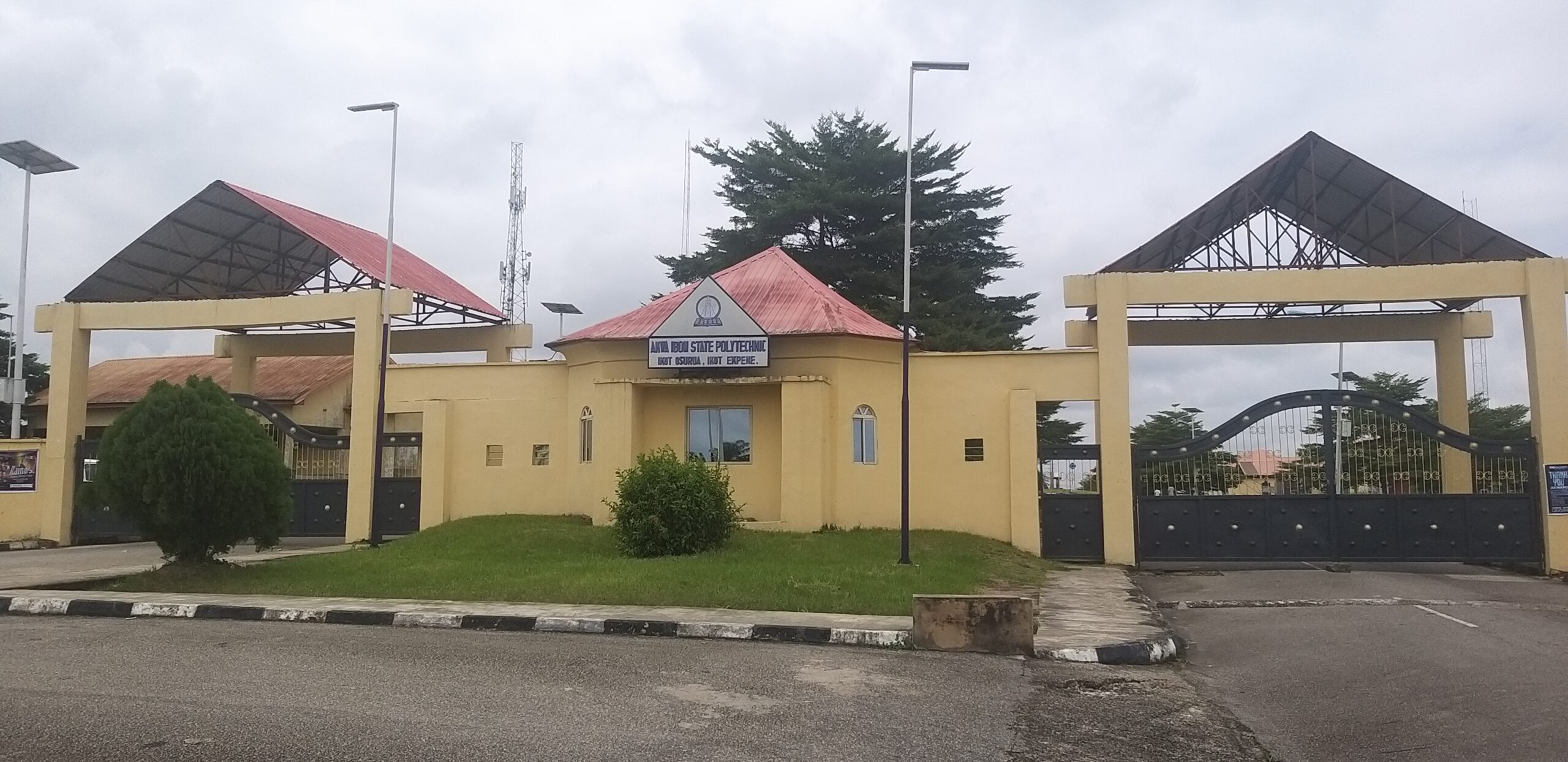 Another polytechnic bans sign-out ceremonies for graduating students