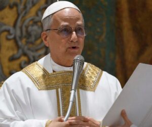 Vatican Welcomes First LGBTQ Pilgrimage
