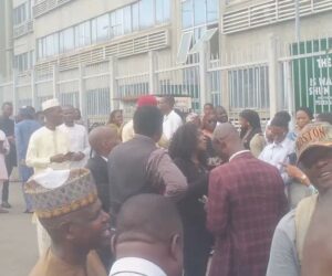 Retired Soldiers Suspend Protest as FG Promises Payment of Entitlements