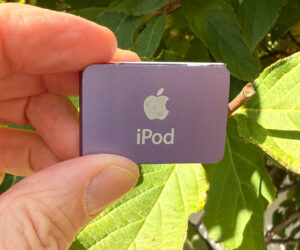 It’s time for the iPod Shuffle to come back, in wireless form