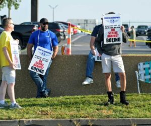 Union to vote on deal to end strike at Boeing defense branch