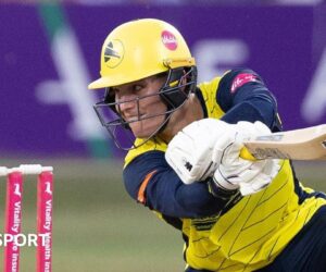 T20 Blast: Hampshire beat Durham to reach Finals Day