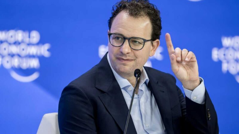 AI giant Anthropic to pay $1.5 bn over pirated books