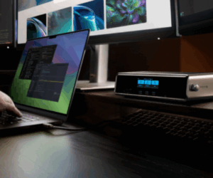 Anker drops a 14-in-1 docking station with a knob and digital screen, which no one really saw coming.