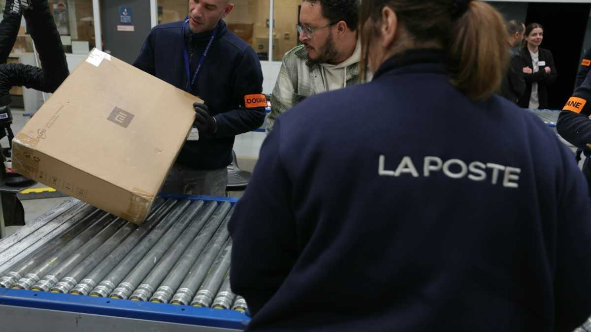 88 postal operators suspend services to US over tariffs: UN