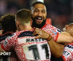 Super League play-off eliminator: Leigh Leopards 26-10 Wakefield Trinity