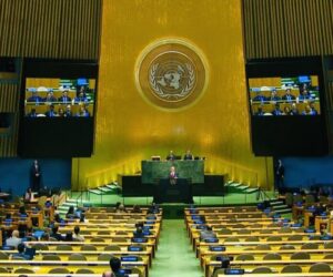 Delegates walk out as Israeli PM Netanyahu rejects Palestinian statehood at UNGA