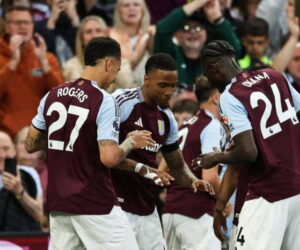10-man Sunderland fight back to deny Aston Villa first win in Premier League clash 