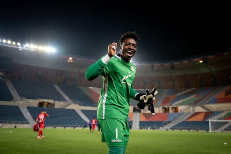 Adeleye praises Chelle