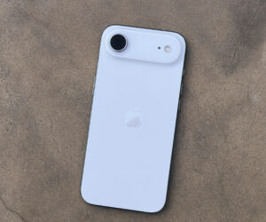 I ditched my new iPhone 17 Pro for the iPhone Air, and for the first time in years Apple has blown me away