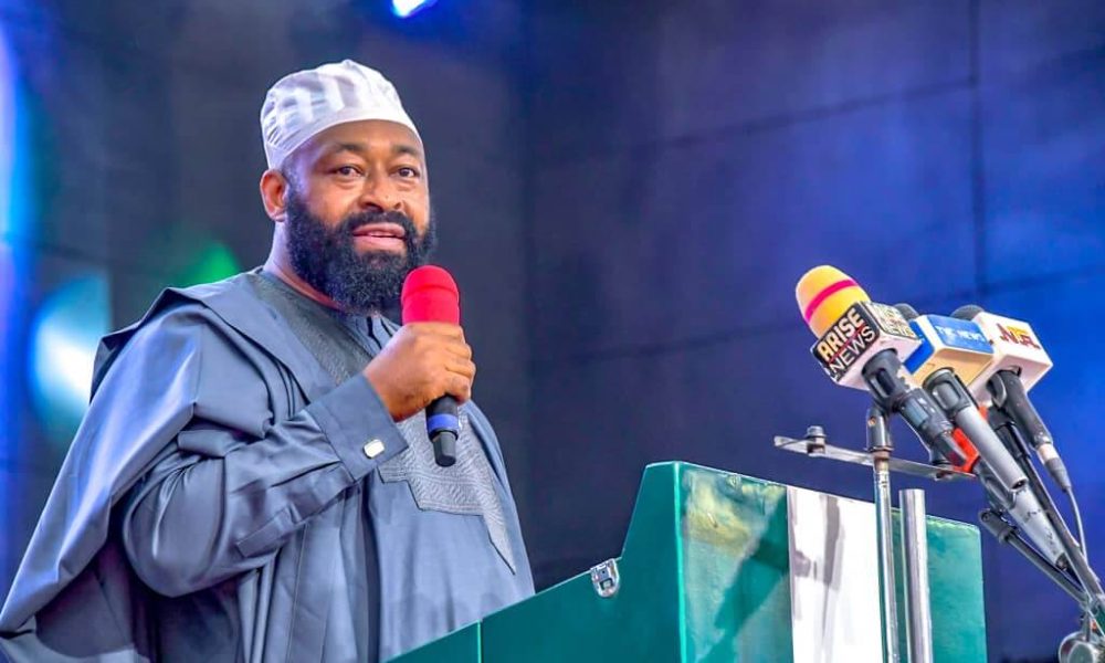 Niger State Governor Dissolves Cabinet