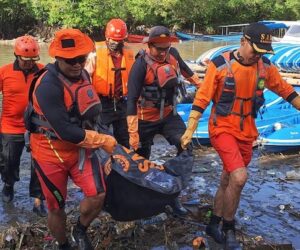Bali Flood Death Toll Rises To 14, Rescuers Search For Missing