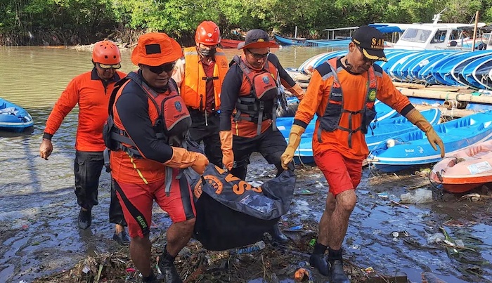 Bali Flood Death Toll Rises To 14, Rescuers Search For Missing