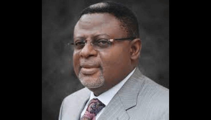 Otu swears in new HoS, vows to clear retirees’ gratuities