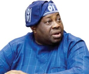 Dele Momodu hosts Peter Obi in Ghana