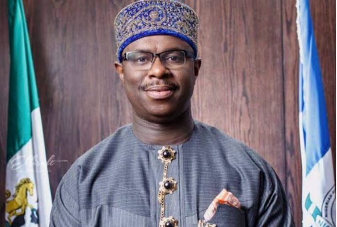 Ex-Senator, PR Expert, Former VC Endorse Dakuku Peterside’s Book, ‘Leading In A Storm’ For Public, Private Sector Leaders