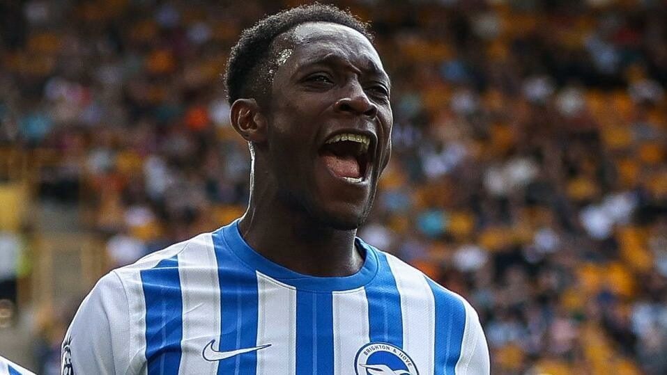 Welbeck Strikes Twice To Help Brighton Thrash 10-man Chelsea