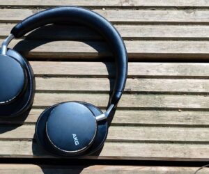 AKG N9 Hybrid review: feature-packed headphones with a high price that’s almost justifiable