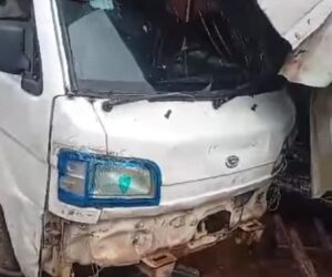 Four Food Vendors Injured As Vehicle Crashes Into Roadside Eatery In Benue