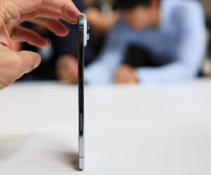I tried the iPhone Air and it’s so exciting, I might ditch my Pro Max