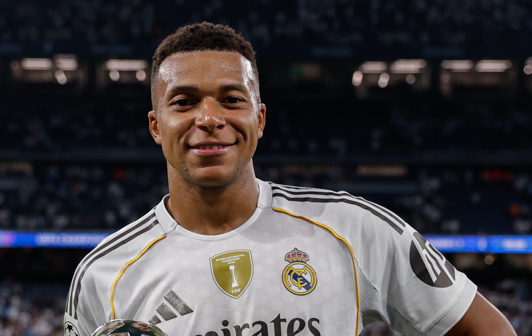 Mbappe double lifts Madrid as Juve, Dortmund battle in eight-goal thriller
