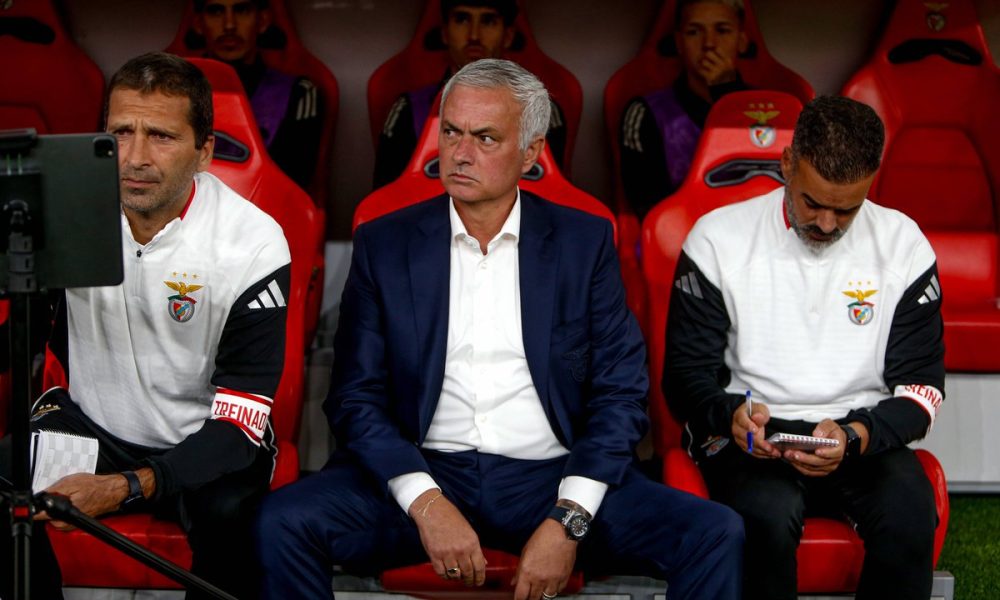Mourinho Slams Referee After Benfica’s Late Collapse Against Rio Ave