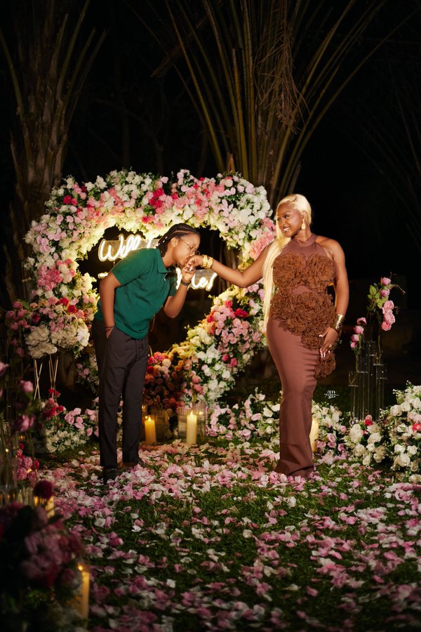 Lady calls off engagement months after viral proposal