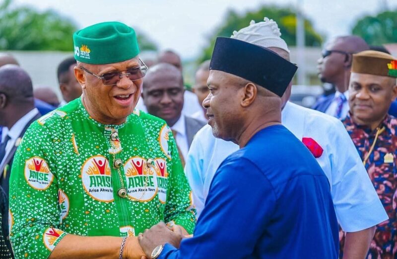 Eno presents new SUVs to Akwa Ibom ex-deputy governors