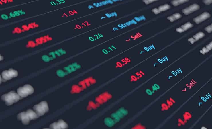 Comparing investment apps in South Africa (2025)