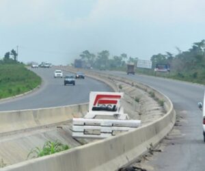 one dead, nine injured in Lagos-Ibadan Expressway crash