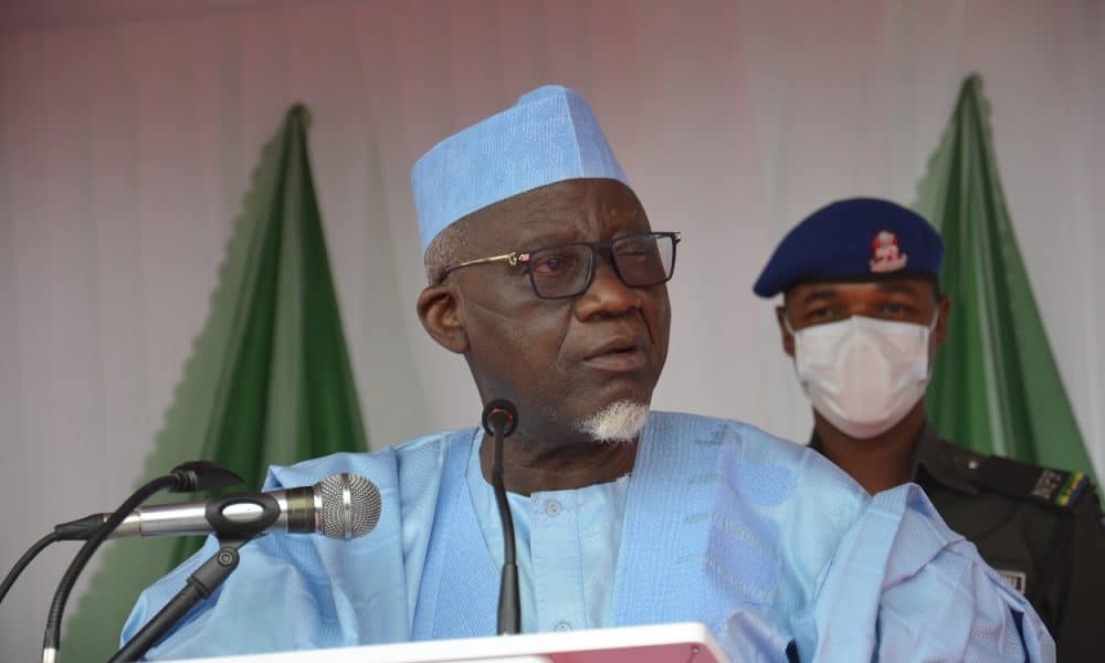 FG Begs For Peace As Minister Holds Meeting With NUPENG