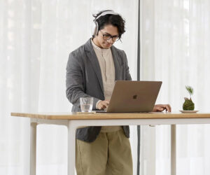 Could a $5 kitchen gadget help you live longer? Experts say it may by ensuring you use your standing desk the right way every day