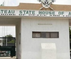 Plateau assembly bans yearly purchase of text books, warns schools – Daily Trust