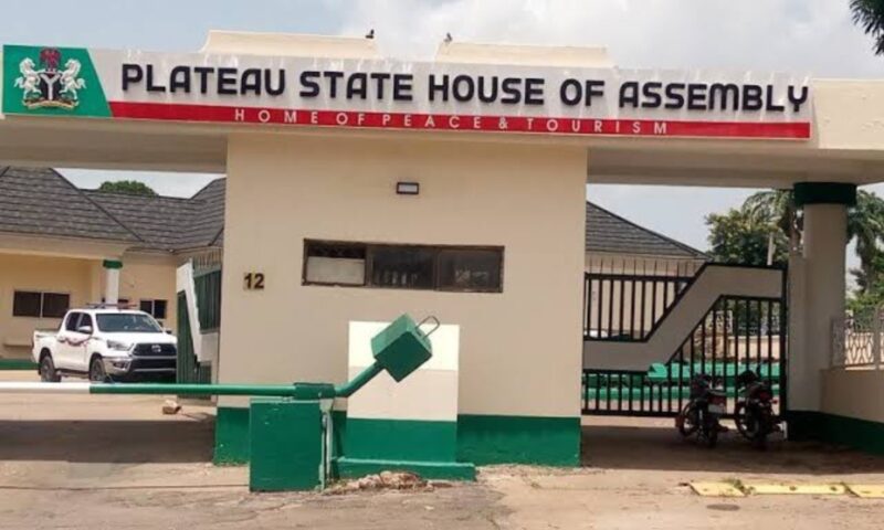 Plateau assembly bans yearly purchase of text books