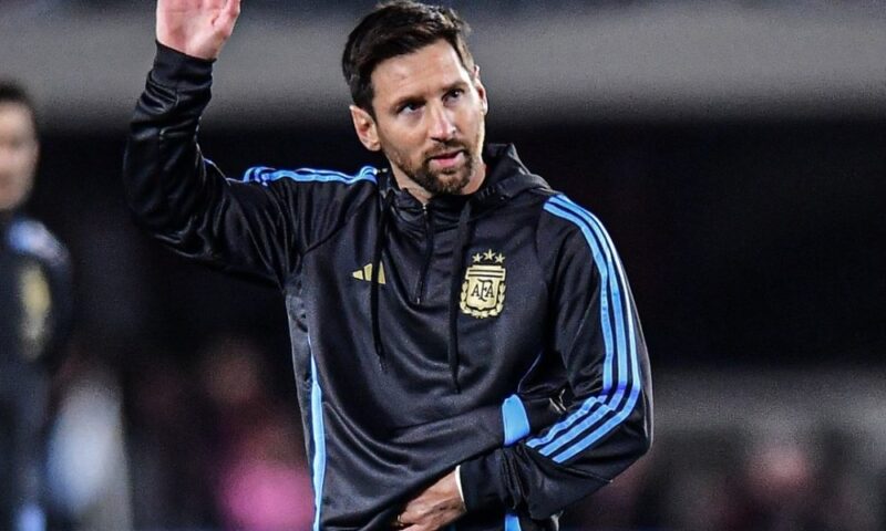 Lionel Messi Breaks Down In Tears In Emotional Farewell To Argentina Fans