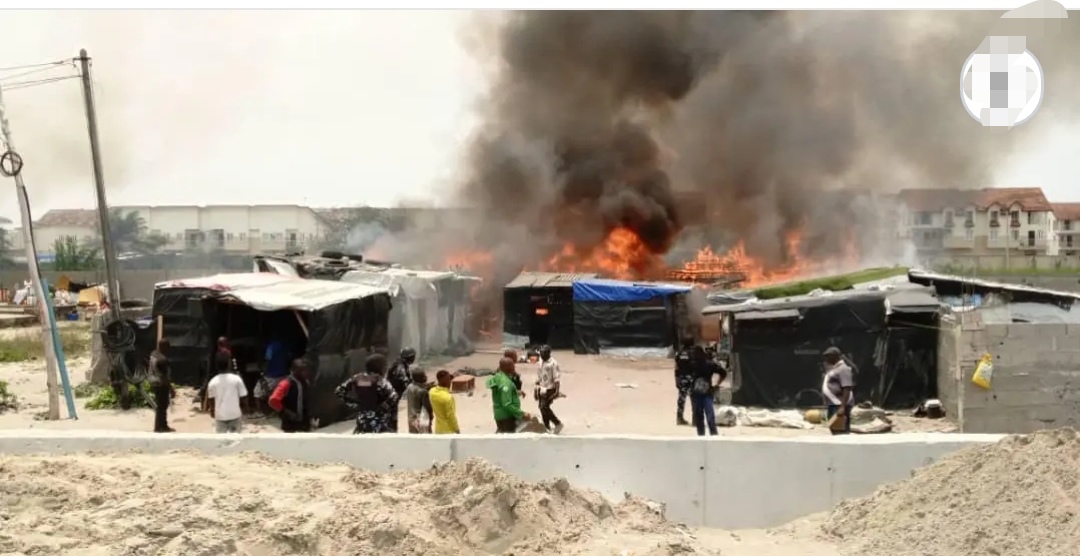 Residents Displaced As Lagos Goct. Demolishes Buildings, Shanties Along Iyana Oworo, Lekki Coastlines