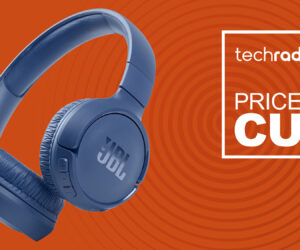 These $30 JBL headphones give you plenty of battery life for your buck