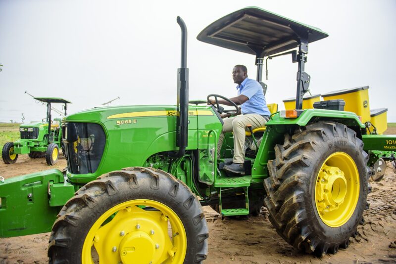 FG Trains 300 Tractor Operators, Mechanics To Address Food Shortage