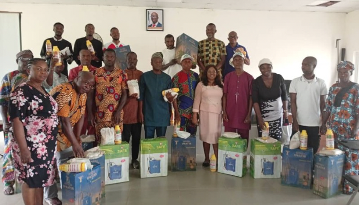 Food security: FG supports 25 maize farmers with inputs