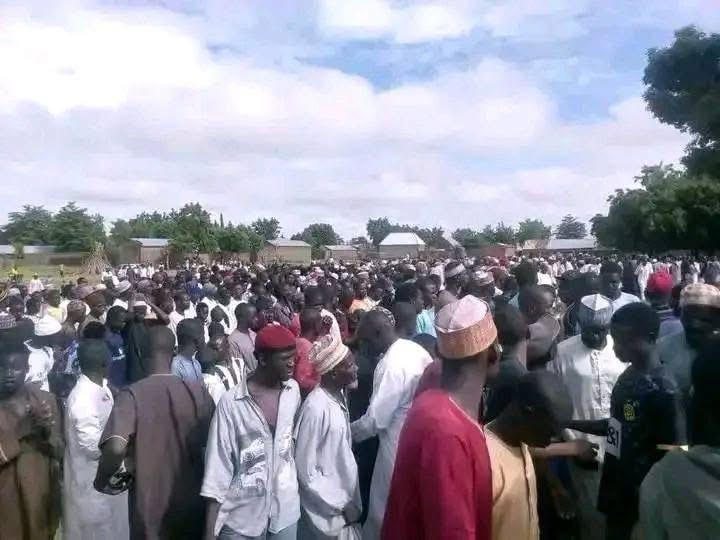 BREAKING: Tears, Anger As Five Worshippers Killed In Zamfara Mosque Attack Are Buried