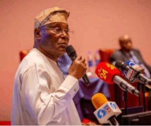 ‘He’s unbroken’ – Atiku visits Tambuwal after EFCC release, hails his resilience