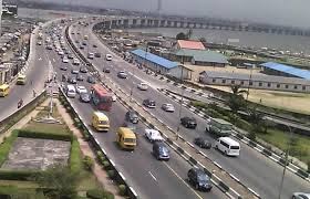 Residents block third mainland bridge in protest over demolition