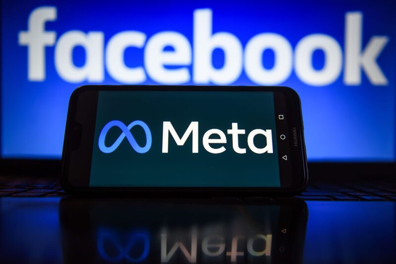 How to activate parental supervision for Facebook teen accounts