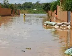 Nigerian govt warns 11 states of flood risk